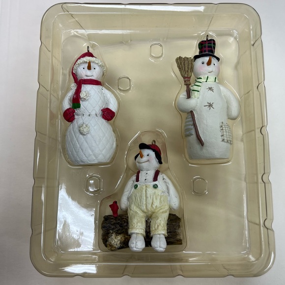 Set of 3 Hallmark Keepsake Snowman Christmas Ornaments. - Picture 3 of 11